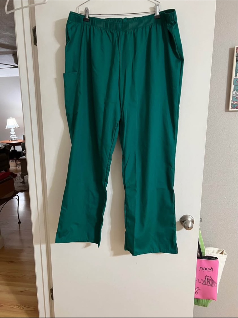 Women’s Straight Leg Scrub Pants in Teal